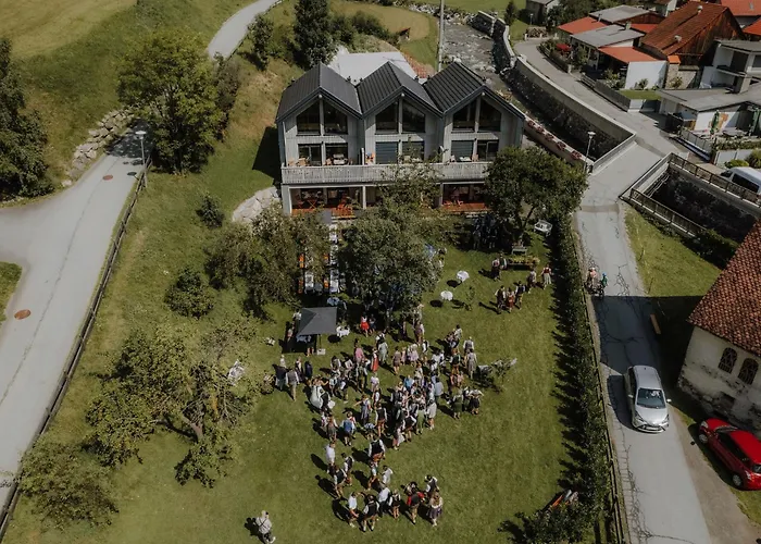Aparthotel zum Wohle Oberwoelz Stadt Foto